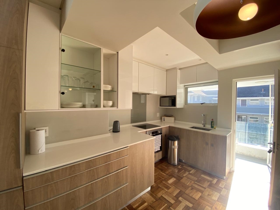 2 Bedroom Property for Sale in Sea Point Western Cape